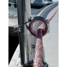 Wichard Single fairlead - For 25 mm dia stanchion Wichard Single fairlead - For 25 mm dia stanchion