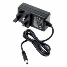 Photonic Universe 240V mains power adapter 3A 16V DC output for Photonic Universe solar lighting kit Photonic Universe 240V mains power adapter 3A 16V DC output for Photonic Universe solar lighting kit