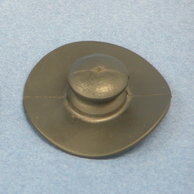 IBS PVC Cleat Button 38mm Base x 16mm Button Black